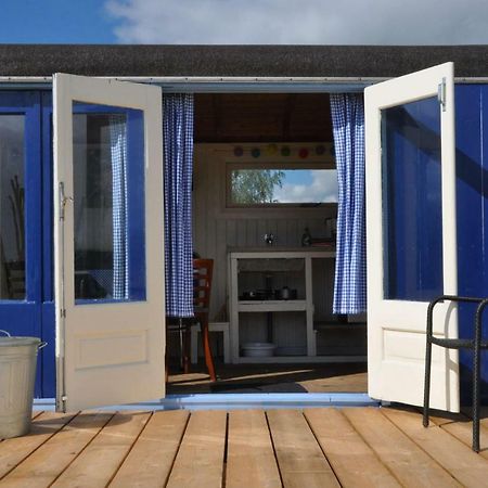 Villa Sitting At The Bay Zuiderwoude Exterior foto